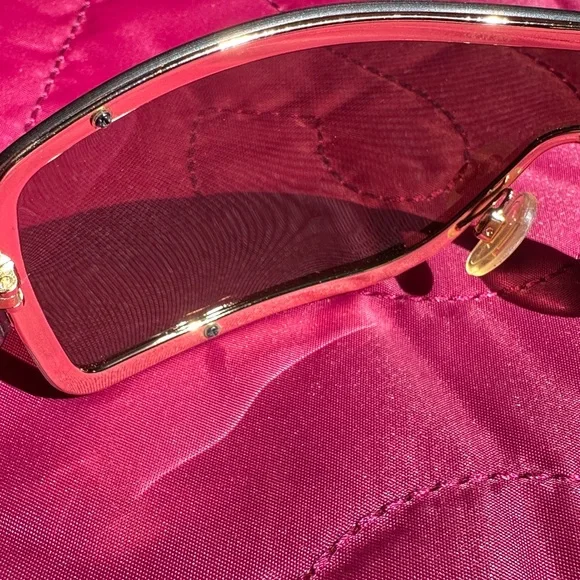 Chanel 4126 c.125/73 120 Quilted Arms Shield Sunglasses Chanel 4126 c.125/73 120 Quilted Arms Shield Sunglasses main image 2